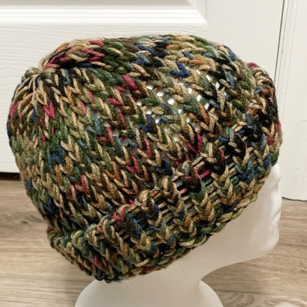 Hand Knit Beanie Hat Homemade Adult OSFM NEW